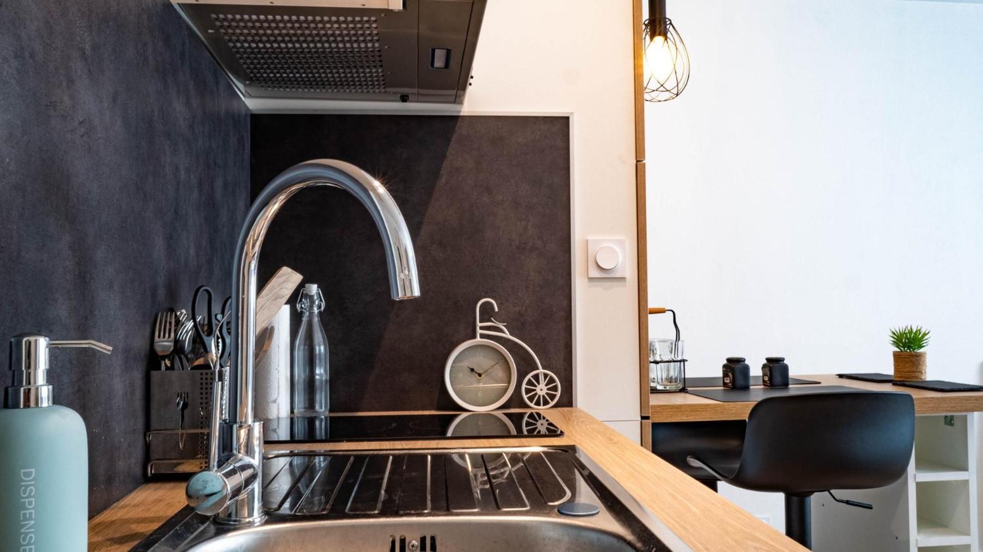 Le Petit Hotel - Superbe Studio Entierement Neuf Poitiers Exterior photo